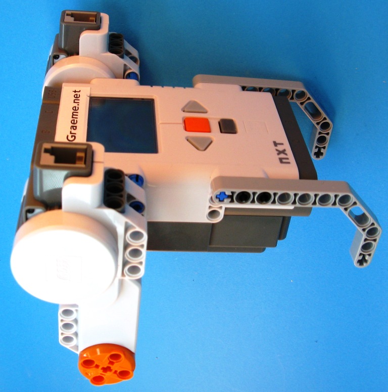 Lego Robot Tutorial Build | build first robot step 4 lego nxt mindstorms drgraeme net Lego Robot Tutorial Build | build first robot step 4 lego nxt mindstorms drgraeme net